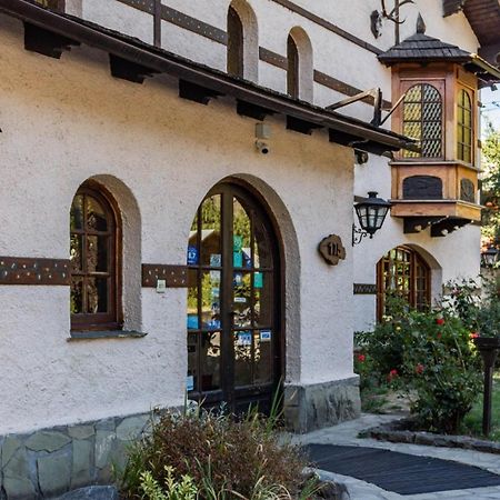 Hosteria La Posta Del Cazador San Martín de los Andes Buitenkant foto