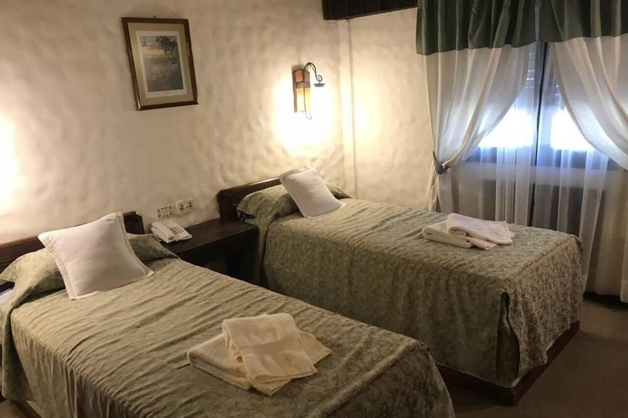 Hosteria La Posta Del Cazador San Martín de los Andes Buitenkant foto