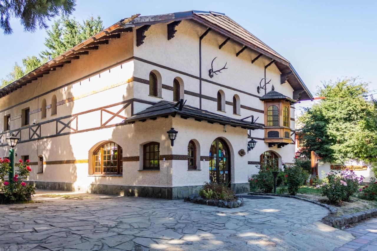 Hosteria La Posta Del Cazador San Martín de los Andes Buitenkant foto