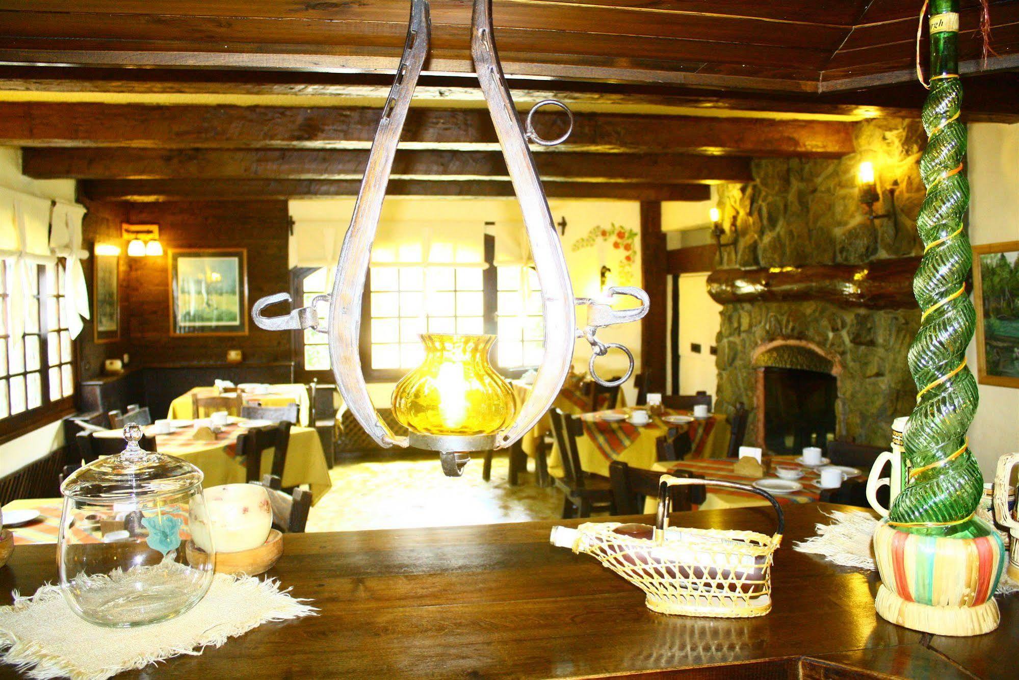 Hosteria La Posta Del Cazador San Martín de los Andes Buitenkant foto
