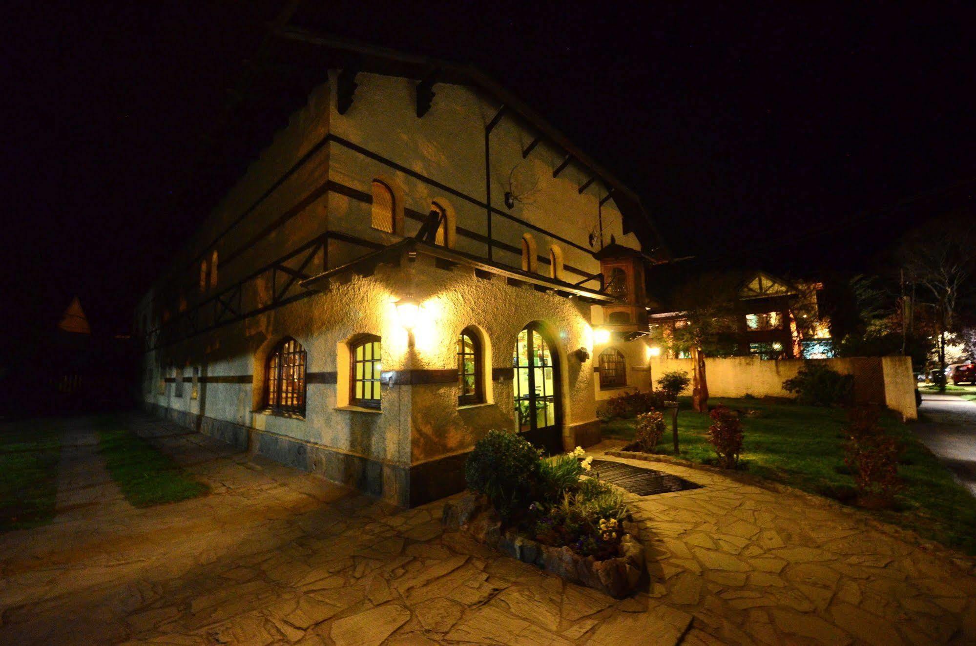 Hosteria La Posta Del Cazador San Martín de los Andes Buitenkant foto